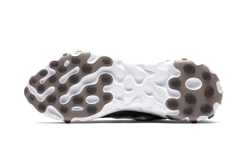 話題性抜群の新作 Nike React Element 87 の公式ビジュアルが登場 半透明素材のアッパーと歪なソールユニットを融合させた注目作が遂にドロップ UNDERCOVER アンダーカバー 2018年秋冬コレクション Nike React Element 87 ナイキ リアクト エレメント 87 Nike ナイキ 公式ビジュアル NIKE.COM Reactフォーム 半透明 160ドル 約17,598円 PlayStation Air Force 1 Low Air Max 95 “Juventus” HYPEBEAST ハイプビースト