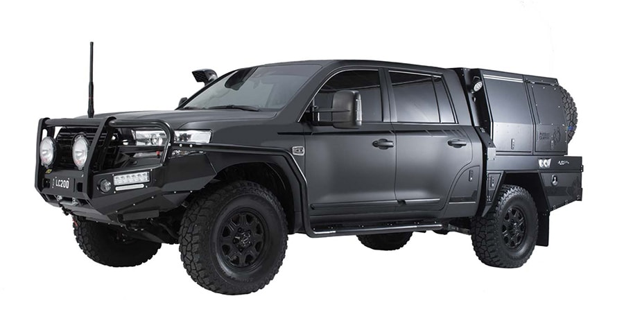 南半球屈指のカスタムビルダーが製造した軍用車顔負けの究極オフローダー Lc0 Hypebeast Jp