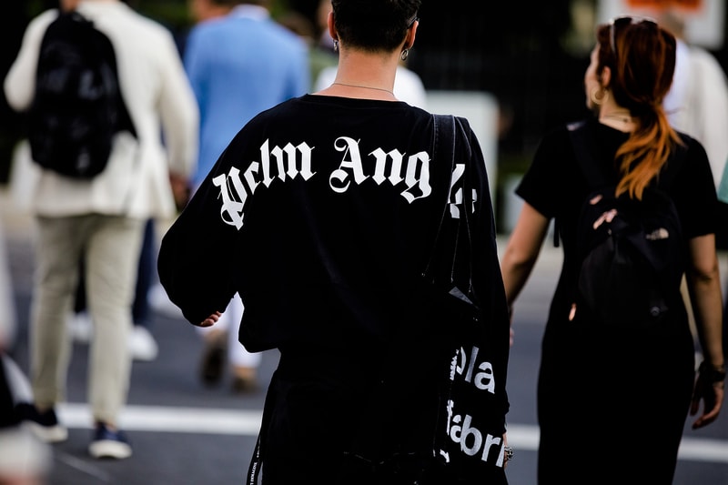 Streetsnaps：Pitti Uomo 94 Spring/Summer 2019 古典的なスーチングスタイルが激減し、ストリートやスポーツなどトレンド要素を加味したフィレンツェヘッズたちが出現 Pitti Uomo 第94回ピッティ・ウォモ HYPEBEAST スナップ隊 Ermenegildo Zegna エルメネジルド・ゼニア Boglioli ボリオリ Palm Angeles パーム・エンジェルス Heron Preston ヘロン プレストン Balenciaga バレンシアガ Supreme シュプリーム Rawlings ローリングス キャッチャーマスク adidas Originals by Alexander Wang アディダス オリジナルス バイ アレキサンダー・ワン バスケットボール ハイプビースト