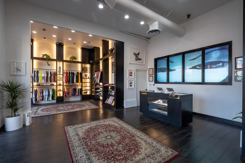 PLEASURES と Chinatown Market のコラボフラッグシップショップがロサンゼルスにオープン プレジャーズ チャイナタウン マーケット HYPEBEAST ハイプビースト