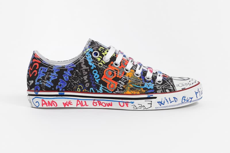 Vetements よりファンキーな落書きを纏った新作フットウェアが登場 〈Converse〉のChuck Taylor ’70らしきホワイトとブラック2型のオマージュスニーカーがラインアップ オマージュ Demna Gvasalia デムナ・ヴァザリア Converse コンバース Chuck Taylor ’70 Vetements ヴェトモン Antonioli 6,282香港ドル 約88,000円 HYPEBEAST ハイプビースト