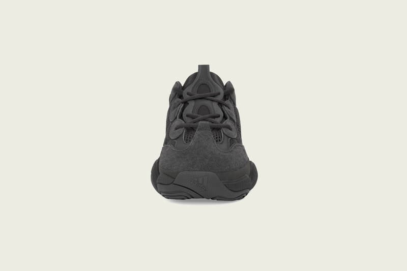 adidas が Kanye West とのコラボスニーカー YEEZY 500 “Utility Black” の国内発売日＆取扱店舗の公式情報を発表 遂にスリーストライプスのブランドがファン待望のオールブラックモデルを市場に投下
