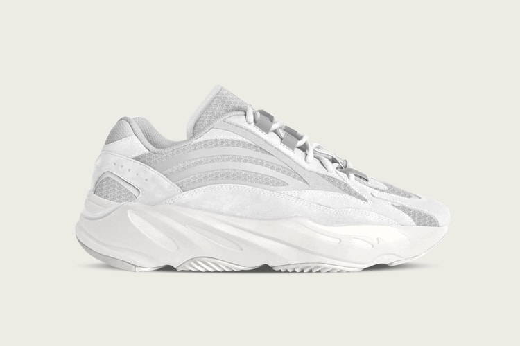 YEEZY BOOST 700 V2 の初作 “Static” モデルのデザイン&発売情報を YEEZY MAFIA が発信