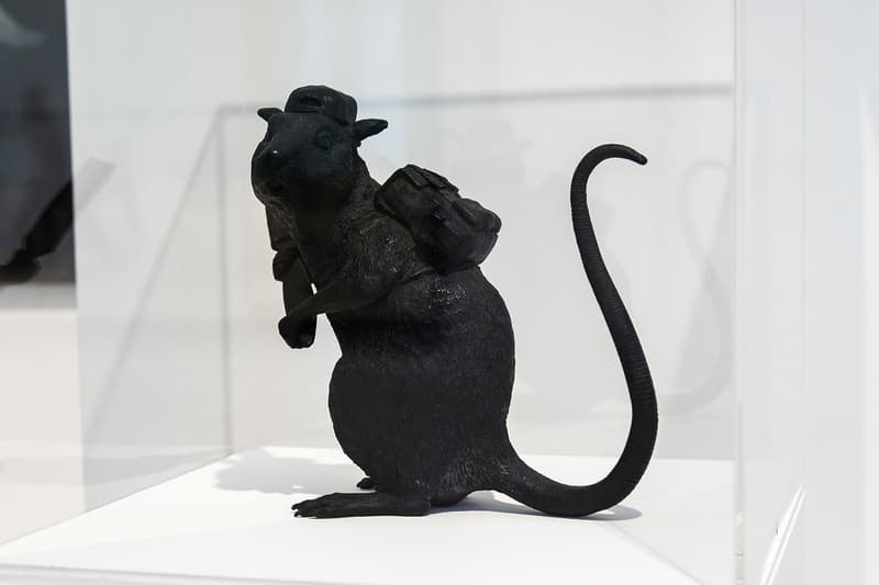 Banksy作品を集めたエキシビション“Greatest Hits”内部の様子をお届け