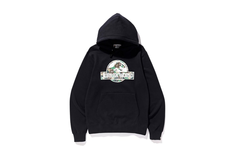 A BATHING APE® より公開目前の映画『ジュラシック・ワールド』とのコラボアイテムの数々が登場