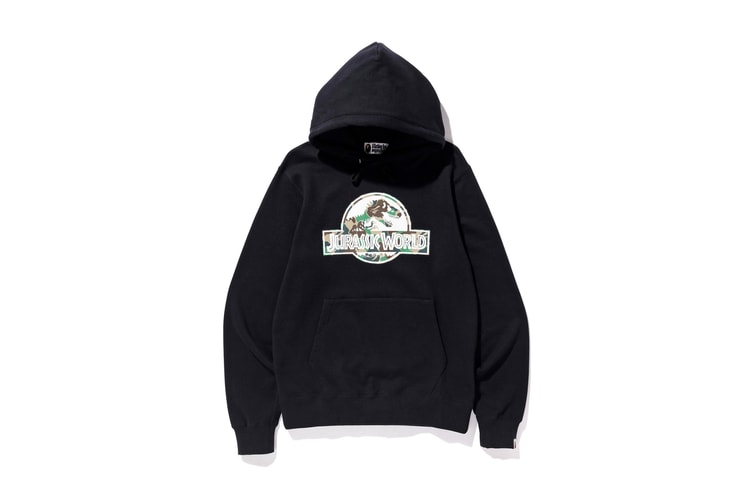A BATHING APE® より公開目前の映画『ジュラシック・ワールド』とのコラボアイテムの数々が登場