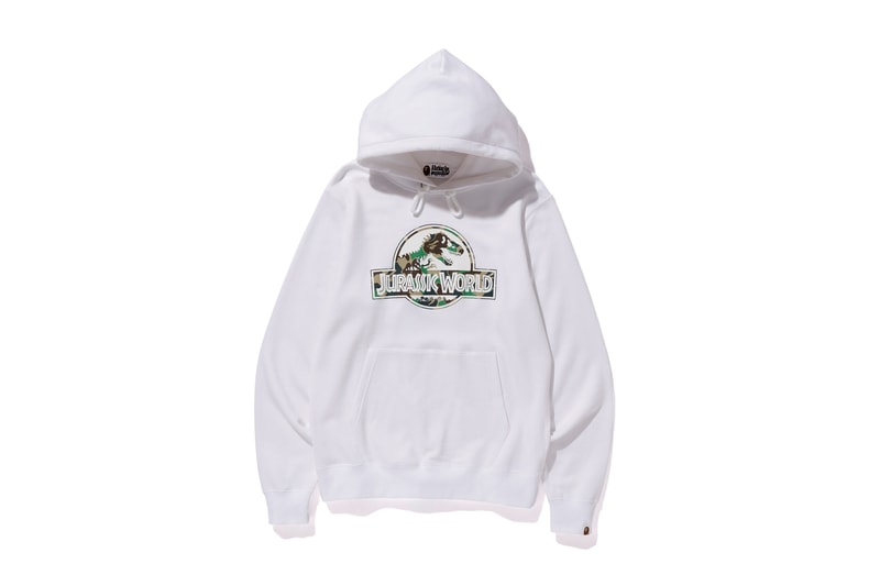 A BATHING APE® より公開目前の映画『ジュラシック・ワールド』とのコラボアイテムの数々が登場