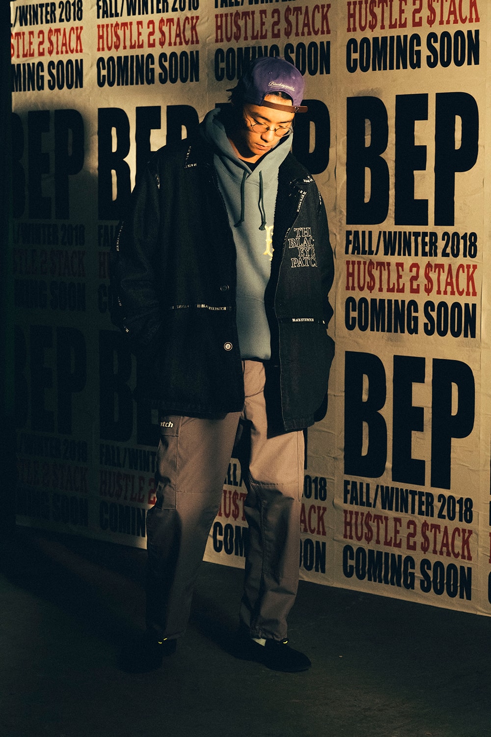 不良感を全面に押し出した BlackEyePatch 2018年秋冬ルックブック ’00年代のヒップホップカルチャーに敬意を表し、〈BEP〉流のオーバーサイズスタイルを提案