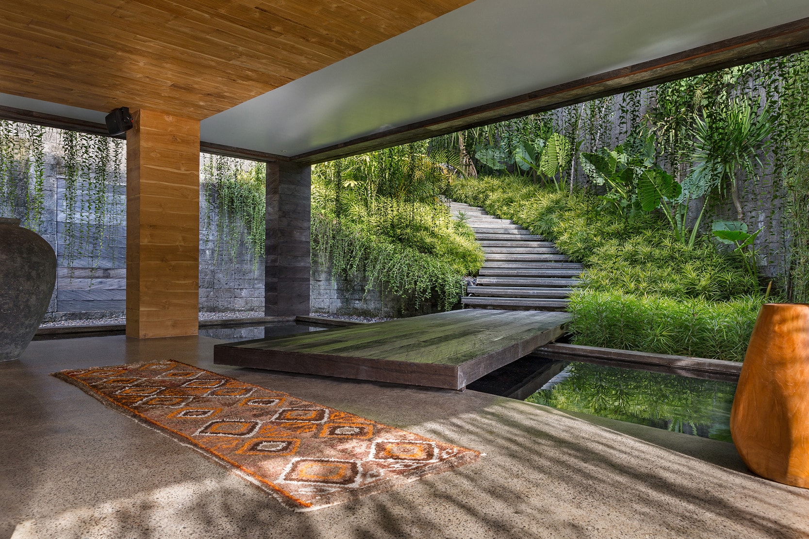 バリ島のマウンテンサイドに佇むオアシス “Chameleon Villa” をチェック HYPEBEAST ハイプビースト 建築 デザイン 設計