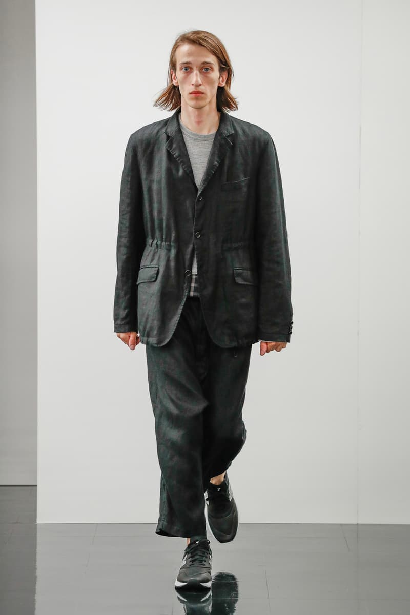 ブレることなく機能美を追求し続けた COMME des GARÇONS HOMME 2019年春夏コレクション 細部まで渡辺淳弥らしい気の利いたギミック盛りだくさんの最新アイテムをチェック 渡辺淳弥 COMME des GARÇONS HOMME コム デ ギャルソン オム 2019年春夏コレクション New Balance ニューバランス フットウェア ジャカードデザイン リラックスシルエット アーバン ミリタリー HYPEBEAST ハイプビースト