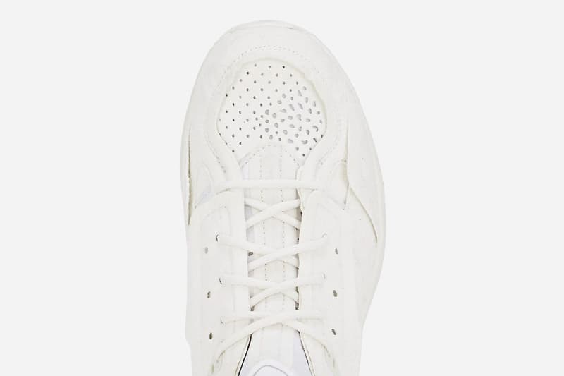 COMME des GARÇONS HOMME PLUS x Nike ACG による新作コラボモデルのプレオーダーが開始 DIY精神を宿した旬なダブルネームスニーカーが『Barneys New York』に突如出現 COMME des GARÇONS HOMME PLUS コム デ ギャルソン オム プリュス Nike ACG ナイキ エーシージー Air Mowabb Barneys New York オンライン Air Huarache プレオーダー 約33,315円 HYPEBEAST ハイプビースト