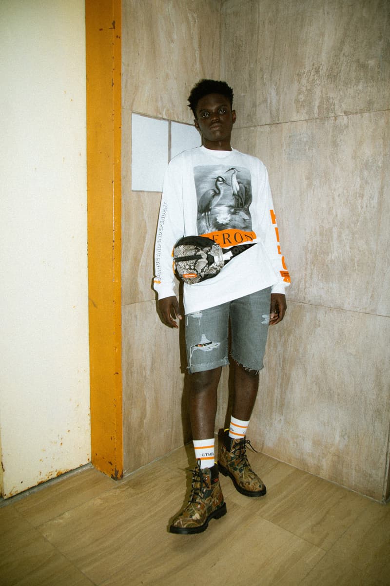Heron Preston 2018年秋冬コレクションを紐解く HBX の最新エディトリアル ヴァージルやカニエも実力を認めた次世代ストリートの雄にフィーチャー SSENSE エッセンス Heron Preston ヘロン プレストン Kanye West カニエ・ウェスト Virgil Abloh ヴァージル・アブロー HBX ロングスリーブTシャツ アンクル丈ブーツ パイソンプリント ウエストバッグ ミリタリー ワーク HYPEBEAST ハイプビースト
