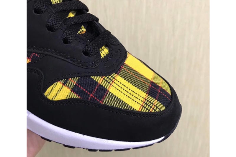 ヌバックにタータンチェックをパネリングした Nike Air Max 1 のニューモデル 今年に入り様々なデザインのAirMax1を打ち出し続ける〈Nike（ナイキ）〉から、新たにタータンチェック柄を取り入れた1足が登場するというニュースが舞い込んできた。本作はアムステルダムのアーティスト Parra（パラ）とのコラボレートモデルや“Beach Camo”、そしてネイティブアメリカンをサポートする「N7 initiative」の“Acid Wash”など、注目度の高い未発売のAM1シリーズとともに『SNKRS』のラインアップに追加されるようだ。  ありそうでなかった仕上がりの同スニーカーは、足首とアッパー部分それぞれに配された黄と赤のチェック柄を黒いヌバックレザーが覆う新鮮なデザインが目を引き、黒のレザーであつらえた〈Nike〉のスウォッシュマークや、特許取得の光沢感ある素材を使用したタン部分、踵に施された刺繍のブランドネーム、目にも鮮やかなホワイトカラーのミッドソールなど、細部までこだわり抜かれたディテールが購買意欲を一層駆り立てる。  発売に関する詳細はブランドのアップデートを待つとして、 Flyknit仕様のAir Jordan 1 Low “Black”や、『atmos』限定のAir More Moneyなど、その他のスニーカーニュースにも目を通しておこう。 ブラックのヌバックにチェックが映えるありそうでなかったAM1の存在が明らかに
