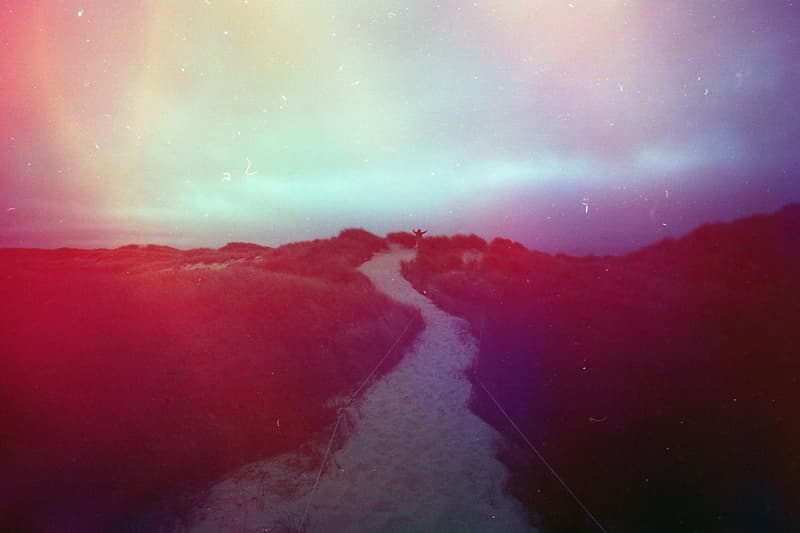 クリエイティブ集団 Inspiration Cult が Psychedelic Blues Film とタッグを組み100個限定のオリジナルフィルムを発売 渋谷区東にシークレットバーやギャラリースペースなどを併設した『Inspiration Cult Gallery』を同日オープン Inspiration Cult インスピレーションカルト サンフランシスコ Dustin Adams ダスティン・アダムス Psychedelic Blues Film サイコデリック・ブルース・フィルム 35mmフィルム 5,800円（税抜） 100個限定 シークレットバー ギャラリースペース 暗室 Inspiration Cult Gallery HYPEBEAST ハイプビースト