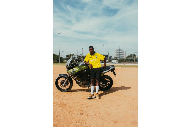 『NSS Magazine』の恒例パロディ企画 “Les Vêtements de Football” より最新コレクションが登場 〈COMME des GARÇONS〉や〈Balenciaga〉に続き〈Burberry〉を大胆にパロった新作アイテムもラインアップ ミラノ カルチャー NSS Magazine パロディ Les Vêtements de Football 2018 FIFAワールドカップ ロシア ベルギー ブラジル Burberry バーバリー Vetements ヴェトモン COMME des GARÇONS コム デ ギャルソン Balenciaga バレンシアガ Gucci グッチ HYPEBEAST ハイプビースト