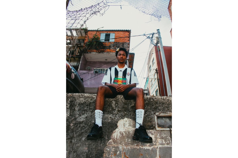 『NSS Magazine』の恒例パロディ企画 “Les Vêtements de Football” より最新コレクションが登場 〈COMME des GARÇONS〉や〈Balenciaga〉に続き〈Burberry〉を大胆にパロった新作アイテムもラインアップ ミラノ カルチャー NSS Magazine パロディ Les Vêtements de Football 2018 FIFAワールドカップ ロシア ベルギー ブラジル Burberry バーバリー Vetements ヴェトモン COMME des GARÇONS コム デ ギャルソン Balenciaga バレンシアガ Gucci グッチ HYPEBEAST ハイプビースト