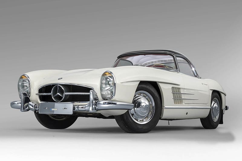クルマ好きの永遠のロマン Mercedes-Benz 300 SL 後期モデルが新記録を樹立