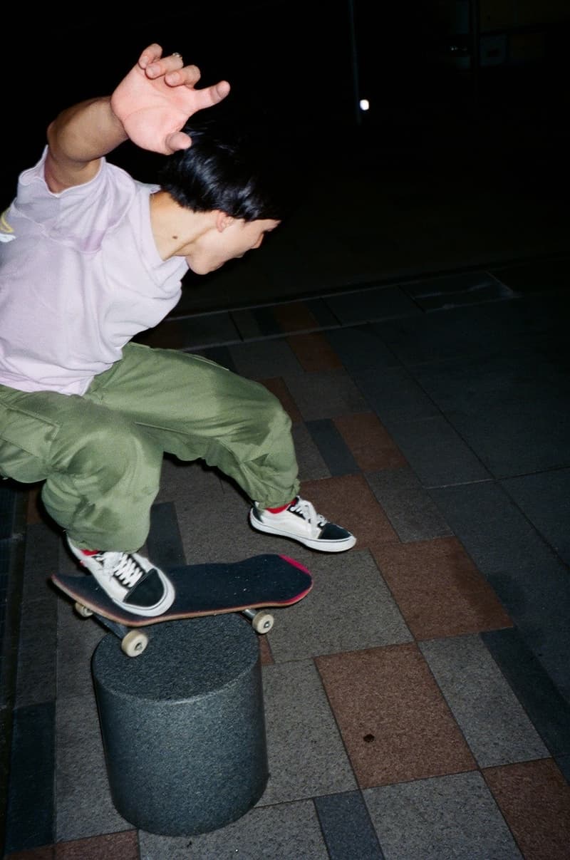 Mortar x CIVILIST が日独の固い絆を証明するコラボアイテムをリリース 7月15日（日）は『Mortar』に『CIVILIST』クルーを招待したフリースケートセッションを開催 2009年に設立した『CIVILIST（シビリスト）』は、アートギャラリーを居抜きで作られた空間に〈Palace（パレス）〉、〈Fucking Awesome（ファッキング オウサム）〉、〈dime（ダイム）〉といった現代スケートシーンの代表格から、〈032c〉、〈Assid（アシッド）〉といった旬なブランドまでを揃える、他とは一線を画たベルリンのスケートショップである。渋谷のファイヤー通りより日本スケート界を支える『Mortar（モルタル）』は、そんな『CIVILIST』をパートナーに招聘し、コラボレーションアイテムを製作。日独のタッグから登場するTシャツと薄手のクルーネックは、胸元に両者の固い絆を表現するダブルネームロゴが配置されおり、背面にもMortar Mattersのグラフィックがプリントされている。  価格はTシャツが6,480円、クルーネックが10,800円（税込）で、7月14日（土）より『Mortar』店頭、翌15日（日）より『Mortar』のオンラインにて発売開始。また、15日（日）夜には『CIVILIST』クルーが来日し、店内二階のスケートパークを一般開放してフリースケートセッション＆フリービアパーティーも開催されるとのことだ。  A$AP Ant（エイサップ・アント）主催の〈Marino Infantry（マリノインファントリー）〉x〈Under Armor（アンダーアーマー）〉のコラボ情報や、〈Palace〉の最新スケートクリップ『Betamaximum Palace』など、『HYPEBEAST』がお届けするその他のニュースもあわせてご確認を。