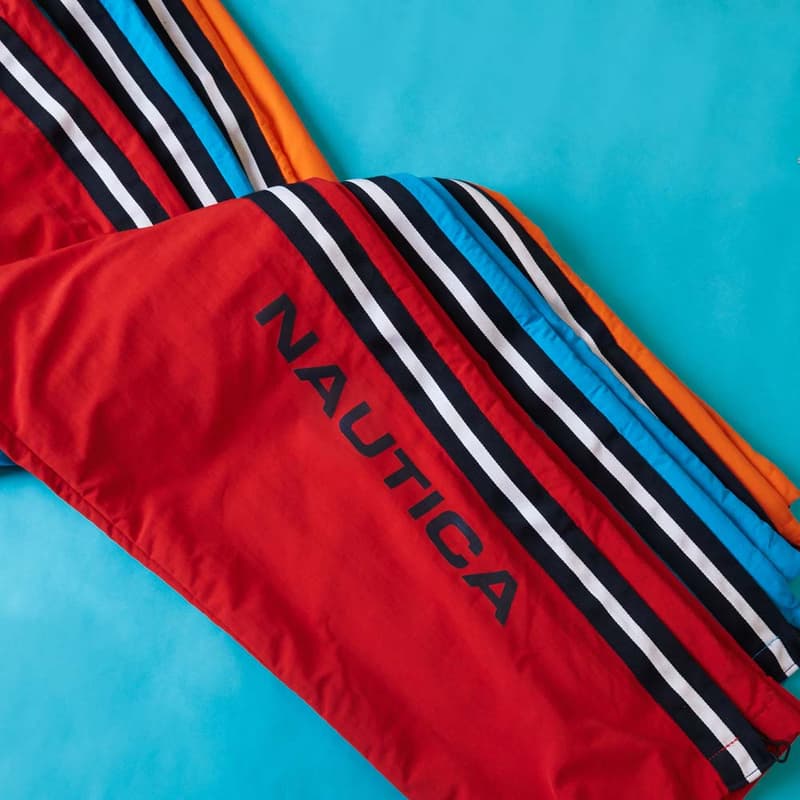 Nautica と Lil Yachty による最後のカプセルコレクションが発売開始 両者のセーリングへ対する愛情を具現化したオールドスクールなアイテムがラインアップ 遡ること2016年11月、90’sを愛する者たちから絶大な人気を誇る〈Nautica（ノーティカ）〉は新世代アーティストの代表格であるLil Yachty（リル・ヨッティ）とパートナーシップを締結した。それ以降、アトランタ出身のラッパーはブランドのクリエイティブディレクターとしてブランドに貢献してきたが、親会社はブランドのポテンシャルを引き出しきれず、今年2月には『Business of Fashion』で経営難が発表されていた。  しかし、今のシーンに〈Nautica〉を提案する上で、セーリングカルチャーを愛するLil Yachtyの起用は最適だったはずだ。それは2017年にLil Yachty本人が「Nauticaは俺の一部のようなものなんだ」と語っていたことが証明しているおり、この際に彼は「Nauticaは子供たち、船乗り、成人男性、かっこいい人たちのためにある。昔のデザインも、今のデザインも、俺はマジで最高だと思っている。Nauticaのようなブランドはお世辞にも多いとは言えないね」ともコメントしている。  悲しいことに、そんな〈Nautica〉とLil Yachtyの蜜月関係も本稿で紹介するカプセルコレクションで終わりを迎える。是非、上のフォトギャラリーからルックブック＆アイテム一覧をチェックして、〈Nautica〉のオンラインストアから購入を検討してみてはいかがだろうか。  〈A BATHING APE®（ア・ベイシング・エイプ）〉とThe Weeknd（ザ・ウィークエンド）主宰の〈XO〉のコラボレーションや、ストリートを卒業した大人たちに贈る〈uniform experiment（ユニフォーム エクスペリメント）〉の2018年秋冬コレクションなど、その他の最新ファッションニュースもあわせてご確認を。