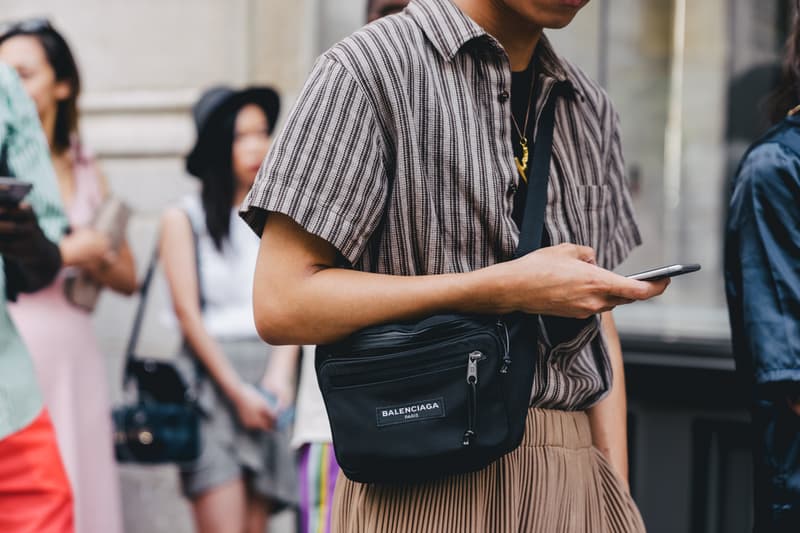 Streetsnaps：New York Fashion Week Men’s Spring/Summer 2019 徐々にストリート/スポーツ熱を上げる“ビッグアップル”のオフランウェイに密着パパラッチ 2019年春夏 ファッションウィーク・メンズ ラグジュアリーストリート 2018 FIFAワールドカップ ロシア Balenciaga バレンシアガ Heron Preston ヘロン・プレストン Prada プラダ Gucci グッチ Virgil Abloh ヴァージル・アブロー Nike ナイキ Air Jordan 1“Powder Blue” Kanye West カニエ・ウェスト adidas アディダス YEEZY 500“Utility Black” Comme des Garcons コム デ ギャルソン Air Max 180 HYPEBEAST ハイプビースト