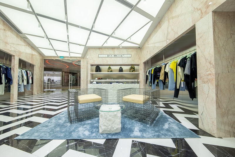 Off-White Macao store opening promenade shop mall virgil abloh july 20 2018 opening debut shop raffle Nike Zoom Fly Mercurial Flyknit 25 オフ ホワイト マカオ HYPEBEAST ハイプビースト