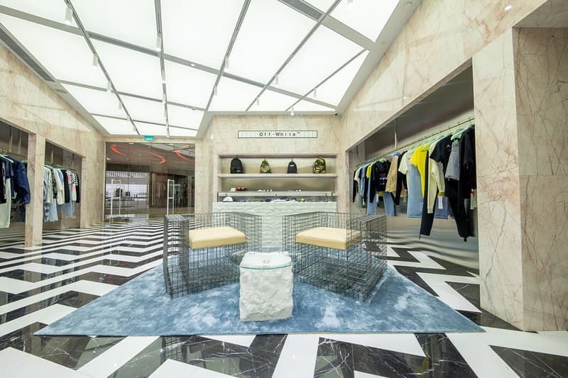 Off-White Macao store opening promenade shop mall virgil abloh july 20 2018 opening debut shop raffle Nike Zoom Fly Mercurial Flyknit 25 オフ ホワイト マカオ HYPEBEAST ハイプビースト
