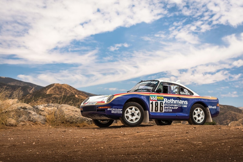 ダカールラリーで輝かしい成績を残した世界に6台しか存在しない Porsche 959 1980年代の「Porsche」の技術の結晶とも言える名車の価値は日本円に換算して…… 1980年後半に生産されたPorsche 959は、当時の「Porsche（ポルシェ）」が持つ技術を結集した1台である。本モデルはWRC（世界ラリー選手権）のグループBに参戦するために生産が開始されたものの、Henri Toivonen（ヘンリ・トイボネン）とSergio Cresto（セルジオ・クレスト）の死亡事故を筆頭に大惨事が相次ぎ、「FIA（国際自動車連盟）」が同カテゴリーの廃止およびホモロゲーション申請を受け付けない旨を発表したことで、当初の目的からの進路変更を余儀なくされる。だが、世界一過酷なモータースポーツ競技とも言われる「ダカール・ラリー」の参戦で輝かしい戦績を残し、それに伴う名声の獲得から1986年に市販化されるにまで至ったのだ。  市販モデルは最高出力450PS/6,500rpm、トルク51.0kgm/5,500rpmを発揮するエンジンを搭載。これはシリンダーヘッドのみ水冷の半空冷式水平対向6気筒935/82型エンジンをベースに、公道での使用に耐えられる改良を加えたものである。だが、本稿で取り上げているパリダカールモデルは6台しか製造されなかったモデルは走行性能を高める調節可能なサスペンションに全地形ホイールを履くことで、足回りがダカール仕様の設計となっているのだ。  ラリー感のある外装デザインやバケットシートなど、911とは似て非なるSSS級の希少価値を持つPorsche 959は、10月27日（現地時間）にアトランタで開催される「RM Sotheby」に出品される予定で、推定落札価格は3億5,000万円前後にもおよぶとのこと。今後お目にかかれる可能性も低いので、是非この機会に上のフォトギャラリーからその唯一無二のデザインをチェックしてみてはいかがだろうか。  Robert Downey Jr.（ロバート・ダウニー・ジュニア）が購入した1970年産のMustang Boss 302や、GT-Rの50周年を記念する限定プロトタイプ車など、その他の自動車関連ニュースもあわせてご確認を。
