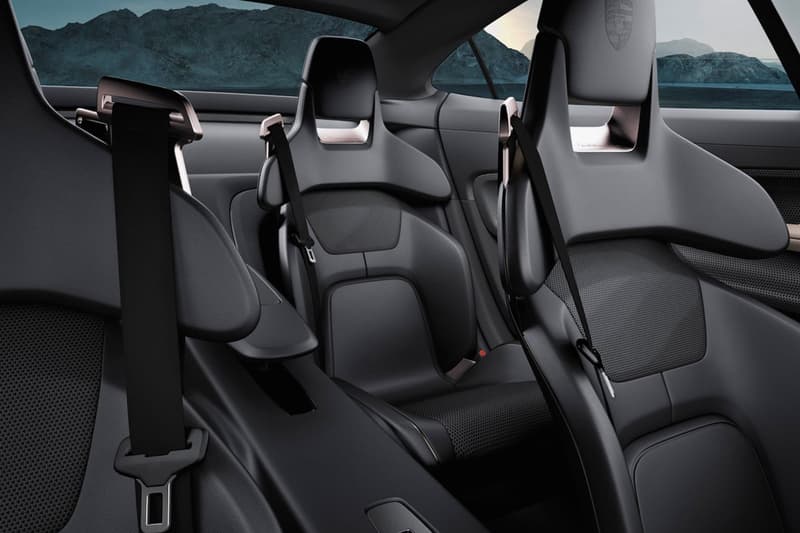 ポルシェ EVスポーツカー 電気自動車 タイカン