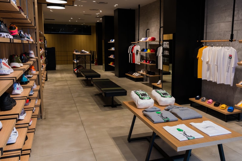 UNDEFEATED による国内最大の新店舗が原宿明治通り沿いにオープン アンディフィーテッド HYPEBEAST ハイプビースト