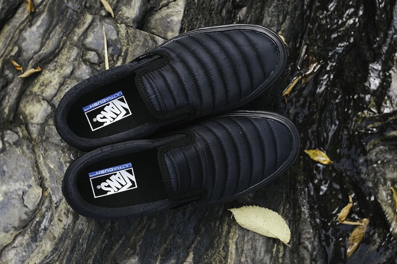 Vans が Slip-On と Authentic で構成されるキルティングパックをリリース ストリート/スケートシーンのクラシックをアウトドア仕様に仕上げる 本格的なアウトドアシーズンの到来を見越して、〈Vans（ヴァンズ）〉からSlip-OnとAuthenticの2型で構成されるキルティングパッケージが登場。前者はブラック、後者はオリーブグリーンのカラーキルトをアッパーに採用。これにより、履き心地が向上すると同時に軽量化にも成功し、ストリート/スケートシーンのクラシックに新たなイメージを付与している。価格はどちらも65ドル（約7,300円）。購入をご検討の方は、『Rock City Kicks』を含む日本配送対応の海外アカウントをチェックしてみてはいかがだろうか。  あわせて、スムースレザーとスエードで前後のパーツを切り替え、さらに左右の足でも非対称に配置した〈Engineered Garments（エンジニアド ガーメンツ）〉コラボのSlip-Onもお買い逃しのないように。