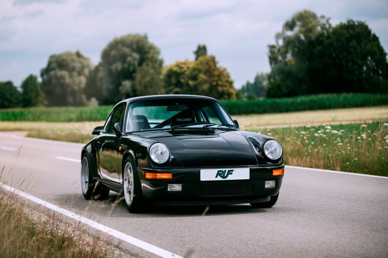 Porsche 911をベースにした1980年代後期の公道最速車両 RUF CTR  「Ferrari」や「Lamborghini」をも凌駕したヴィンテージスポーツカーの傑作 1939年創業の「RUF（ルーフ）」は、ただの「Porsche（ポルシェ）」のチューニングメーカーではない。排気ガスや耐久性などの社会的責任を持つことからドイツ自動車工業会への所属が認められており、Porsche 911をベースとしながらも車体、シャシー、エンジンの全てを徹底的に改良したCTRは、今なお名車としてクルマ好きの脳裏にその存在が刻まれている。  それもそのはず、CTRは1989年当時、市販車として購入できるモデルの最速レコードを保持していたのだ。「Ferrari（フェラリー）」の288GTO、「Mercedes-AMG（メルセデスAMG）」の560SEC 6.0-4V、「Lamborghini（ランボルギーニ）」のCountach、「Porsche」の959など、各メーカーがこぞってスペックの高いモデルを世に送りこんでいたあの時代、イエローバードの愛称で親しまれるCTRは「Road & Track」誌の市販車最速企画で「Ferrari」のF40が持っていた323km/hを塗り替える339.8km/hを記録し、その名を世界に知らしめた。  そんな4輪乗りのロマンとも言える一台より、故障もリストアもされていないオリジナル車両が世界最高峰のオークション「RM Sotheby's」に登場。ここまで状態が良く、52,200kmしか走行していないCTRが市場に姿を現すことは金輪際ないかもしれない。  クルマ好きでもそうでなくとも、その洗練されたプロダクトデザインを是非、上のフォトギャラリーから堪能してみてはいかがだろうか。  推定落札価格の2倍の値がついた「Mercedes-Benz」の300 SL 後期モデルや、世に出回ることのなかった1961年製の幻のオープンカー Plymouth Asimmetrica Concept