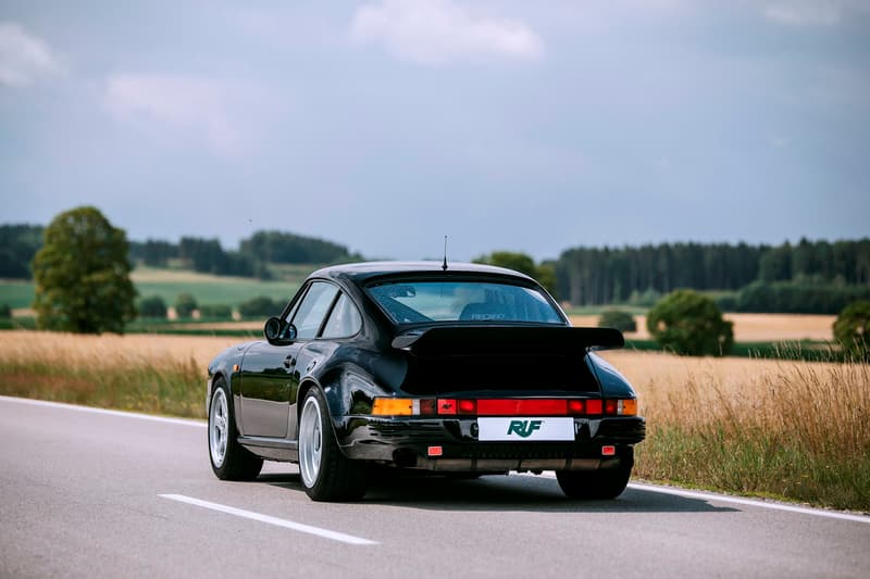 Porsche 911をベースにした1980年代後期の公道最速車両 RUF CTR 「Ferrari」や「Lamborghini」をも凌駕したヴィンテージスポーツカーの傑作 1939年創業の「RUF(ルーフ)」は、ただの「Porsche(ポルシェ)」のチューニングメーカーではない。排気ガスや耐久性などの社会的責任を持つことからドイツ自動車工業会への所属が認められており、Porsche 911をベースとしながらも車体、シャシー、エンジンの全てを徹底的に改良したCTRは、今なお名車としてクルマ好きの脳裏にその存在が刻まれている。 それもそのはず、CTRは1989年当時、市販車として購入できるモデルの最速レコードを保持していたのだ。「Ferrari(フェラリー)」の288GTO、「Mercedes-AMG(メルセデスAMG)」の560SEC 6.0-4V、「Lamborghini(ランボルギーニ)」のCountach、「Porsche」の959など、各メーカーがこぞってスペックの高いモデルを世に送りこんでいたあの時代、イエローバードの愛称で親しまれるCTRは「Road & Track」誌の市販車最速企画で「Ferrari」のF40が持っていた323km/hを塗り替える339.8km/hを記録し、その名を世界に知らしめた。 そんな4輪乗りのロマンとも言える一台より、故障もリストアもされていないオリジナル車両が世界最高峰のオークション「RM Sotheby's」に登場。ここまで状態が良く、52,200kmしか走行していないCTRが市場に姿を現すことは金輪際ないかもしれない。 クルマ好きでもそうでなくとも、その洗練されたプロダクトデザインを是非、上のフォトギャラリーから堪能してみてはいかがだろうか。 推定落札価格の2倍の値がついた「Mercedes-Benz」の300 SL 後期モデルや、世に出回ることのなかった1961年製の幻のオープンカー Plymouth Asimmetrica Concept