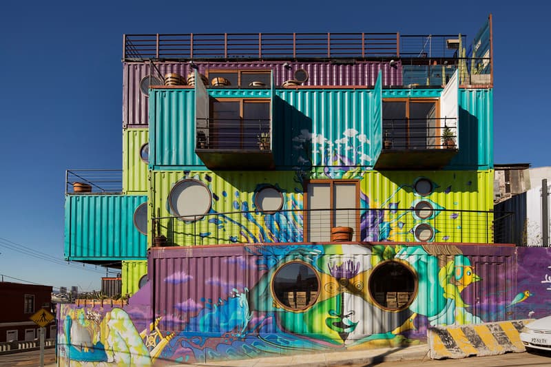 シッピングコンテナを創造的に再利用した世界に点在する魅惑のホテル 10選