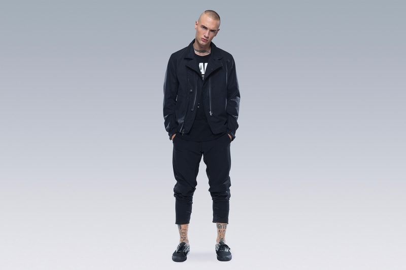 ACRONYM® よりデザイン性と実用性を兼備したテクニカルライダースジャケットが登場 テクニカルウェアの革命児が生んだ最新アウター”J68-S”をチェック NikeLab ACG Errolson Hugh エロルソン・ヒュー ACRONYM アクロニウム テクニカルライダージャケット J68-S HYPEBEAST ハイプビースト