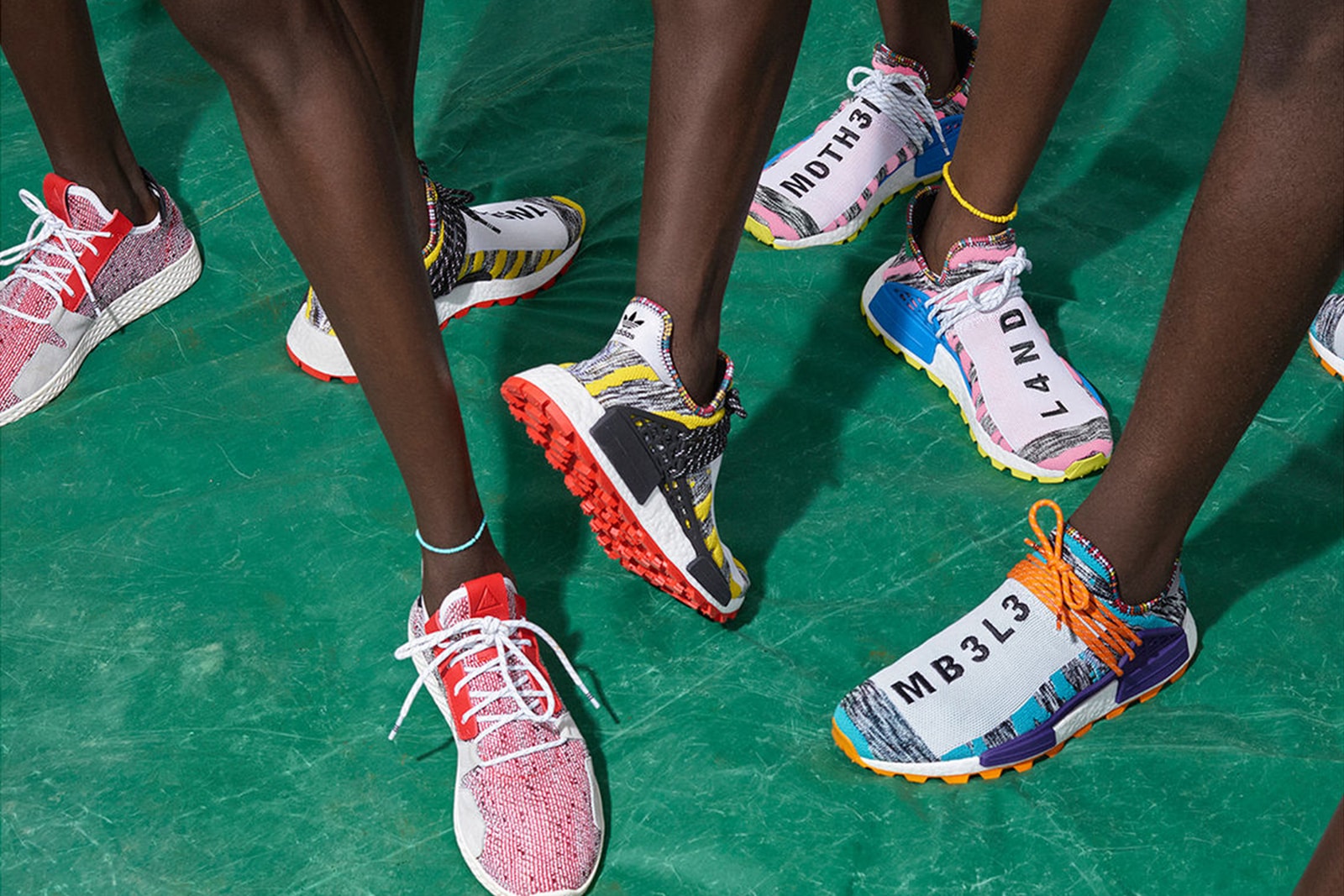 見逃したくない今週のリリースアイテム 5 選(2018|8/13~8/19)ヘッズが待ちに待ったAir VaporMax 95 “Neon”や〈Supreme〉2018年秋冬コレクションがデリバリー開始 HYPEBEAST ハイプビースト