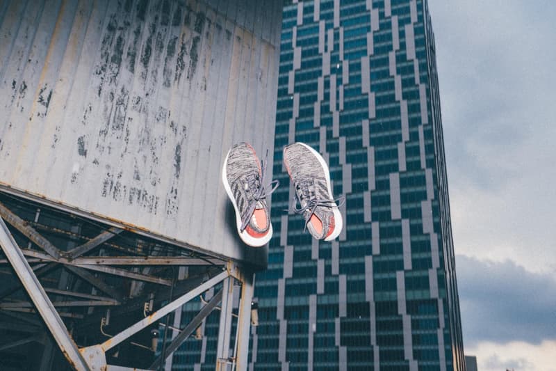 シティランスタイルの新境地を切り開く adidas PureBOOST GO のオリジナルフォトストーリー 渋谷の街に潜むスリルと興奮をオンオフ双方のファッションスタイルで『HYPEBEAST』が激写 adidas running アディダス ランニング PureBOOST GO ピュアブースト ゴー ストリートランニング サーキュラーニットアッパー BOOST™フォーム ワイドラバーアウトソール 13,000円 アディダスオンラインショップ adidas Runners of Tokyo HYPEBEAST ハイプビースト