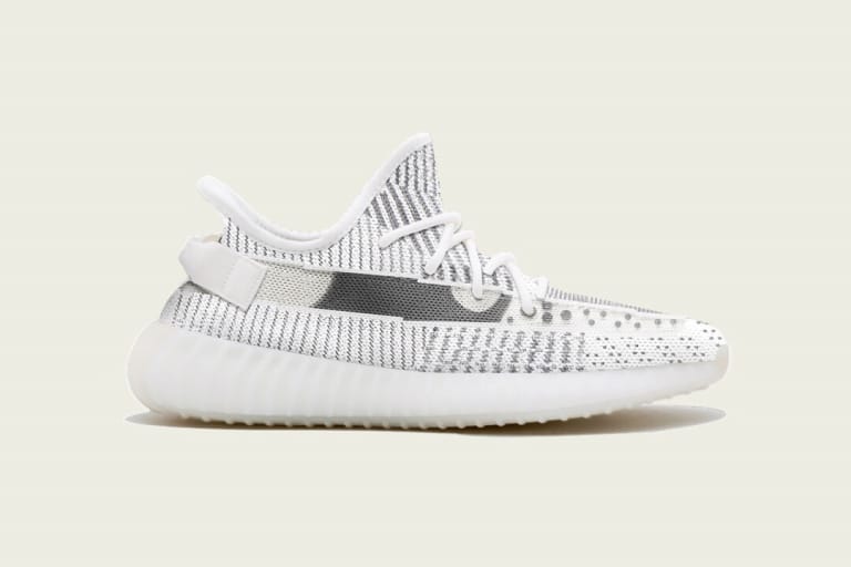 お騒がせリークメディアが YEEZY BOOST 350 V2 “Static” のビジュアル＆発売情報を公開