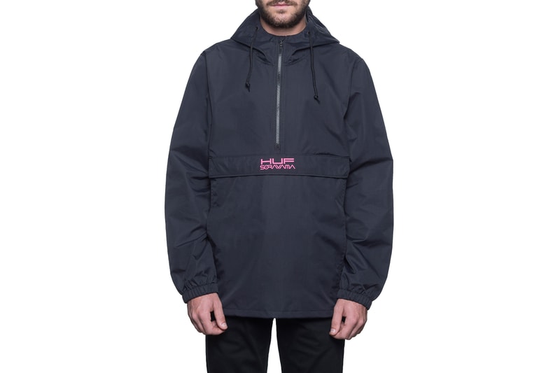 HUF x 空⼭基のコラボコレクションのアイテム一覧が解禁 〈HUF（ハフ）〉がセクシーロボットのイラストレーションで世界的に知られるエアブラシ技法のパイオニア、空⼭基をパートナーに招聘し、コラボコレクションを制作。そして、『HYPEBEAST』の元に、注目のダブルネームのアイテム一覧が到着した。  本コレクションでは、空⼭氏の象徴であるレトロなピンナップ・ガールを彷彿とさせる⾊気と未来的バイオメカニック・ファンタジーの世界を融合させたエロティックな⼥性型ロボットのグラフィックをフィーチャーし、バックプリント入りのアノラック、両袖プリントのL/S Tシャツ、各種Tシャツなど計6型を展開。どれも買い逃し厳禁ではあるが、筆者としては〈HUF〉のトリプルトライアングルの中央にクローム質感の⼥性像を乗せたタイダイのTシャツをプッシュしたい。  “HUF x SORAYAMA”コレクションは、8月8日（水）より〈HUF〉の国内各店舗ならびにオンラインストアにて発売開始。ラインアップは上のフォトギャラリーからご確認を。  あわせて、東京のカウンターカルチャーに敬意を表した〈HUF〉の2018年秋コレクション“The Last Resort”もチェックしてみてはいかがだろうか。