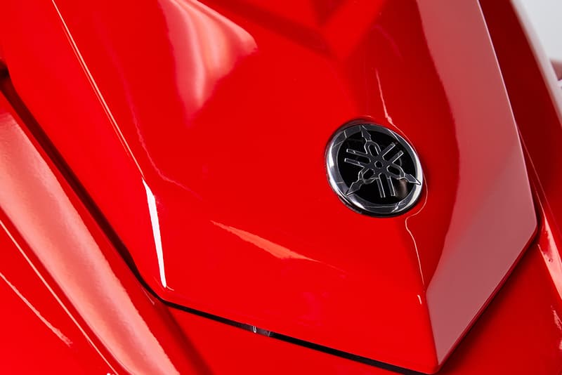 John Elliott より日本発のメーカー Yamaha との異色コラボカプセルが登場