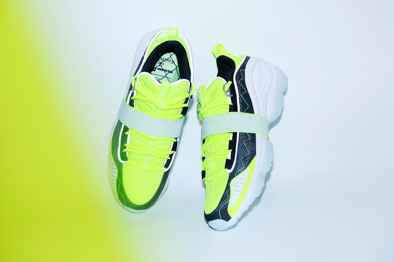 ワークウェアに着想を得た Reebok DMX RUN 10 “Winiche & Co. x mita sneakers”  スリッポン仕様で着用することもできるギミックが隠されたヘ東京ストリートヘッズ垂涎のモデルがゲリラリリース決定 グラフィティアートにルーツを持つWin（ウィン）が2007年にブルックリンで設立した〈Winiche & Co.（ウィニッチェ アンド コー）〉と、世界プロジェクトから国内インラインのディレクションまで多岐に渡りスニーカープロジェクトに携わってきた国井栄之率いる『mita sneakers（ミタスニーカーズ）』が再び手を組み、〈Reebok（リーボック）〉が1997年にリリースしたDMX RUN 10を改めてシーンに提案する。  危険な作業現場で着用されるワークウェアにインスパイアされた本作は、視認性に配慮した蛍光イエローと機能素材であるリフレクターを巧みに配置。また、チャンキーソールには足が地面に接する度にAir Pod内の空気が圧縮されることにより安定性と優れたクッショニング性を生み出すDMX Moving Air Technologyを搭載している。その中で最も言及すべきは、リフレクターテープから着想を得た取り外し可能なホールドバンド。上にあるビジュアルのようにデザインのアクセントとして使用するのはもちろん、シューレースを抜き去ることでスリッポン仕様として着用することも可能になるのだ。  この両者のデザイン美学が融合したDMX RUN 10 “Winiche & Co. x mita sneakers”のリリースを記念して、今回は同コラボレートモデルにフックしたL/S Tシャツと、スニーカーケアに特化したプロダクトを開発する〈Marquee Player（マーキー プレーヤー）〉をパートナーに加えた撥水スプレーも展開。  価格はDMX RUN 10 “Winiche & Co. x mita sneakers”が19,000円、L/S Tシャツが7,000円、撥水スプレーが2,000円（すべて税抜）で、発売日は8月11日（土）となっているので、お買い逃しのないように。  オリジナルカラーで復刻を遂げたDAYTONA DMXや、定番モデルにユニークなアレンジを加えた“ALTER THE ICONS”など、〈Reebok〉に関連するその他のスニーカ情報もあわせてご確認を。