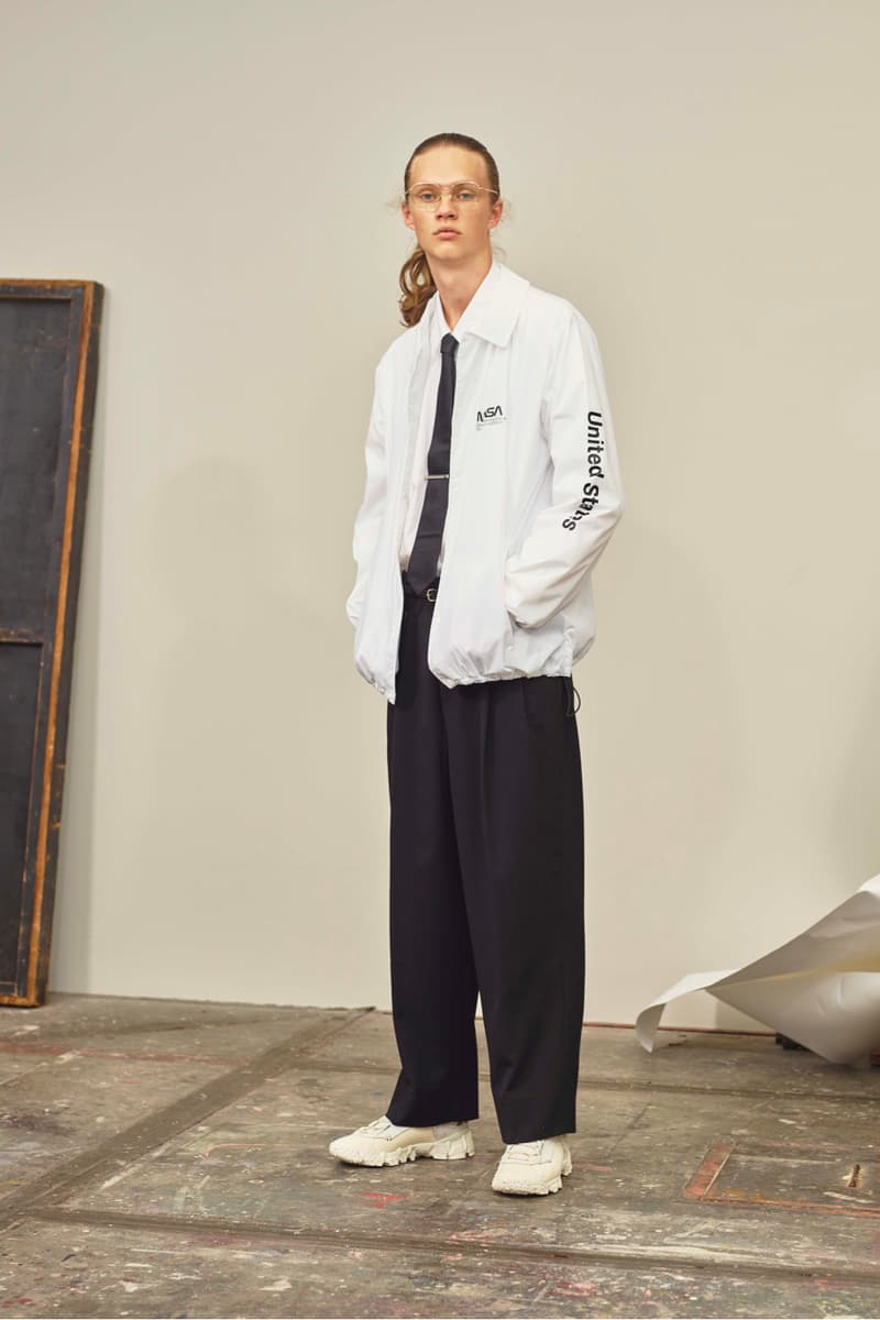 シャツやチェックパンツを活かした  monkey time のフレッシュなミックススタイル