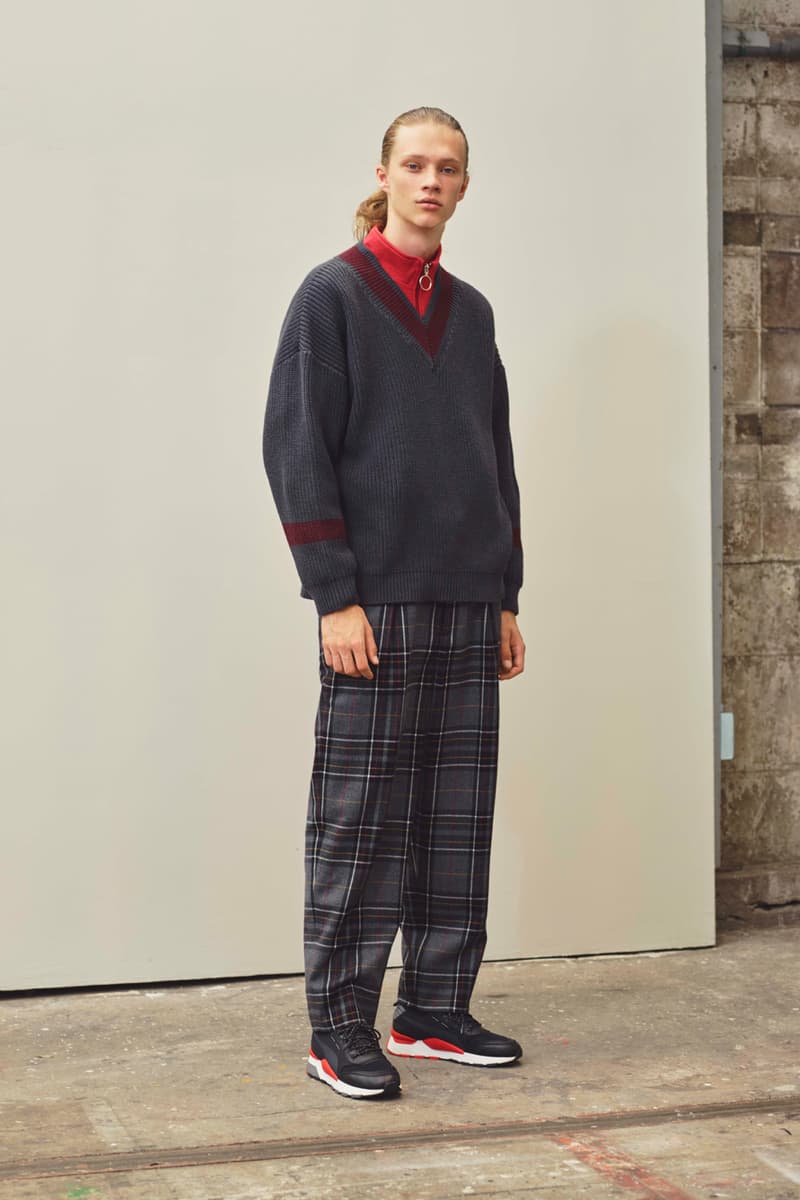 シャツやチェックパンツを活かした  monkey time のフレッシュなミックススタイル