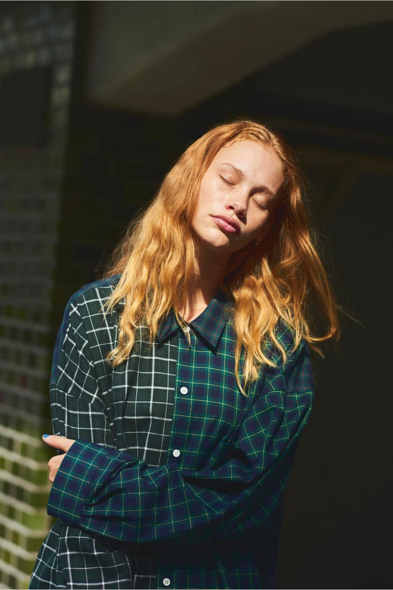 シャツやチェックパンツを活かした  monkey time のフレッシュなミックススタイル