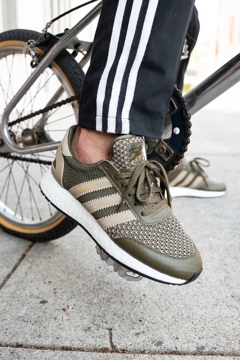 adidas x NEIGHBORHOOD がミリタリー色を全面に押し出した2018年秋冬コレクションを発表 Kayne Westをサポートすることでも知られるカリ・ソーンヒル・デウィットをゲストアーティストに招聘