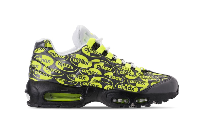 Nike が air max ロゴを総柄で散りばめた Air Max 95 の発売を準備中 小文字ロゴファン垂涎のインパクト抜群のAM95がリリース間近 スニーカーシーンにおける唯一無二のトピックメーカー〈Nike（ナイキ）〉は、実験的な動きを継続している。日本のスニーカーブームの火付け役として今なおストリートで絶大な人気を誇るAir Max 95だが、新作には“air max”のロゴを全面にプリント。その迫力のあるデザインはもちろんだが、AM95を象徴する“Neon”のカラーパレットを採用しているところが憎く、小文字ロゴファンのヘッズは湧き出る購買意欲を抑制することの方が難しいのではないだろうか。  総柄のAir Max 95はまもなく一部取扱店舗および『NIKE.COM』にストックされるとのことなので、アップデートをお見逃しなく。  ちなみに、爆発的ヒットが予想されるAir VaporMax 95 “Neon”の国内リリース情報はもう入手済み？