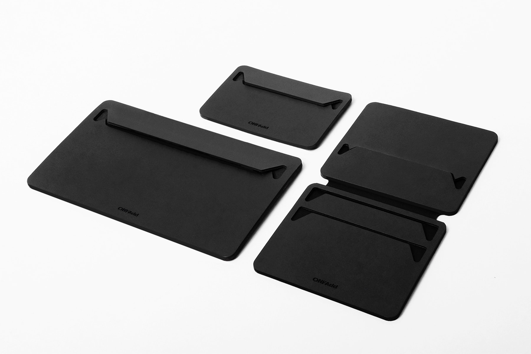 現代のライフスタイルに合わせて財布を再定義した最小限でシンプルなFLAT WALLET