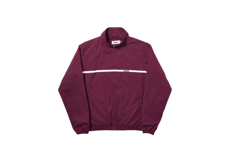 Palace 2018年秋コレクションのアイテムを一挙ご紹介 100型を超える圧巻のボリュームでお届けするロンドンスケートレーベルの新シーズンを予習しておくべし 〈Supreme（シュプリーム）〉より一足先に、〈Palace（パレス）〉が2018年秋コレクションの全貌を解禁。そして、ルックブックに引き続き、『HYPEBEAST』の元には今季展開されるアイテムの一覧が到着した。  クラシカルなテイストを織り交ぜつつもスポーティーなしつらえに仕上げられ、100型超えという圧巻の規模感での構成となる新シーズンは、アノラックやスウィングトップ、フーディ、ポロ、コミカルなTシャツなど、〈Palace〉の定番であるヴィンテージライクなアイテムがずらりと並ぶ。その中でもあえて変化球なプロダクトをピックアップするのであれば、鯉柄に“パレス”の文字を配した開襟シャツ、テーラードジャケット/パンツのセットアップ、上級者の心をくすぐるリンガーTシャツ、ZIPニットなどになるだろうか。また、グラフィックやロゴからは70’sや80’sの香りが漂い、引き続きユーモラスな独自路線を貫いている。  〈Palace〉の2018年秋コレクションは、8月11日（土）午前11時より日本版オンラインストアにてリリース。発売に先駆けて、上のフォトギャラリーから気になるアイテムのリストアップを済ませておこう。  あわせて、Lev Tanju（レヴ・タンジュ）やBlondey McCoy（ブロンディ・マッコイ）が登場する今季のルックブックもお見逃しなく。