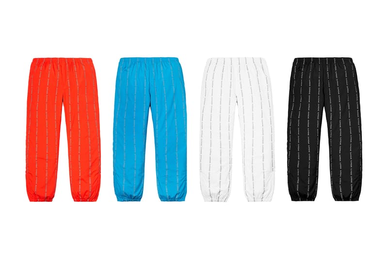 Supreme 2018年秋冬コレクション パンツニュースペーパーや宗教柄など、トップス類とセットアップで着用したいパンツが多数登場 春夏コレクションの終了からしばらく、待望の〈Supreme(シュプリーム)〉シーズンが再開する。2018年秋冬コレクションは、ブランドの原点である1990年代のエッセンスを落とし込んだプロダクト展開だが、パンツ部門はトップスと対になる、すなわちセットアップで着用したいラインアップに。宝石柄、ティーザーに使用されていた龍のモチーフなどがその最たる例であるが、その他にもニュースペーパー柄、NYロゴ、キルティング、GORE-TEXなど、アウターやスウェットを含むトップス類にフックしたパンツが多数登場。その一方で、ツナギやカモフラ柄のトレーニングパンツ、ダブルニーのワークパンツも激しい争奪戦が繰り広げられることになるだろう。 〈Supreme〉の2018年秋冬コレクションは、ニューヨーク、ロサンゼルス、欧州各都市における旗艦店で8月16日(現地時間)にローンチを迎えた後、その週末となる18日(土)に国内展開がスタート。