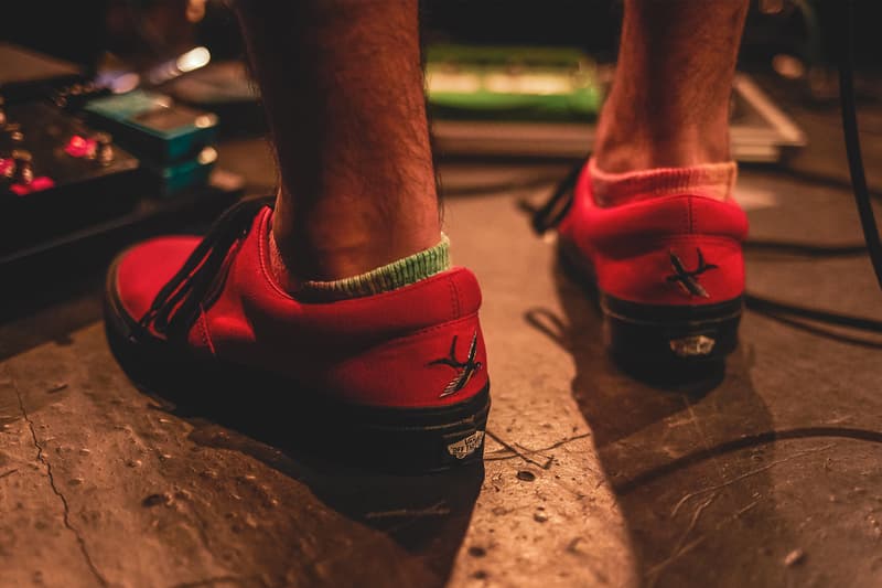 Vans より流行に左右されないライフスタイルブランド Cloveru 20周年を記念したコラボ Era が登場 ヴァンズ クローバル HYPEBEAST ハイプビースト