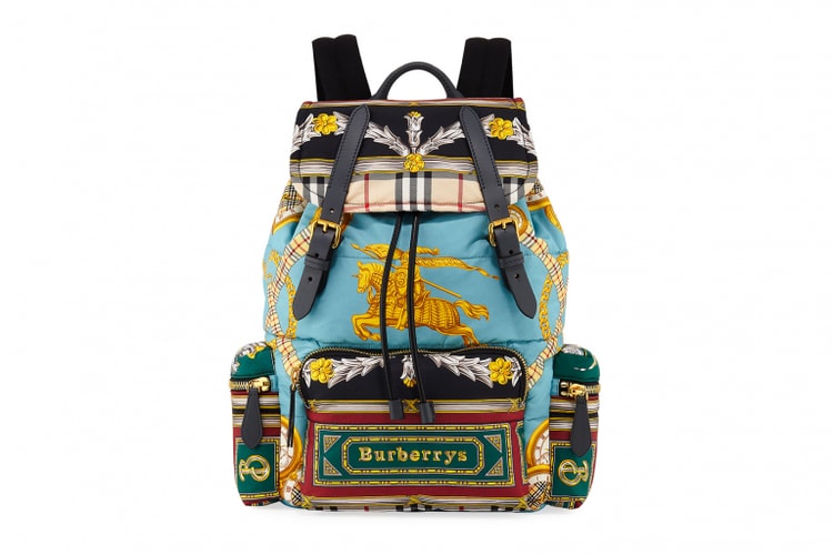 Burberry のアーカイブを使用したスカーフプリントの新作バックパックが登場
